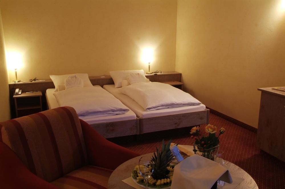 Dekra Congresshotel Wart อัลเทนชไตก์ ภายนอก รูปภาพ